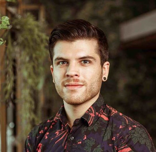Geoffrey-min